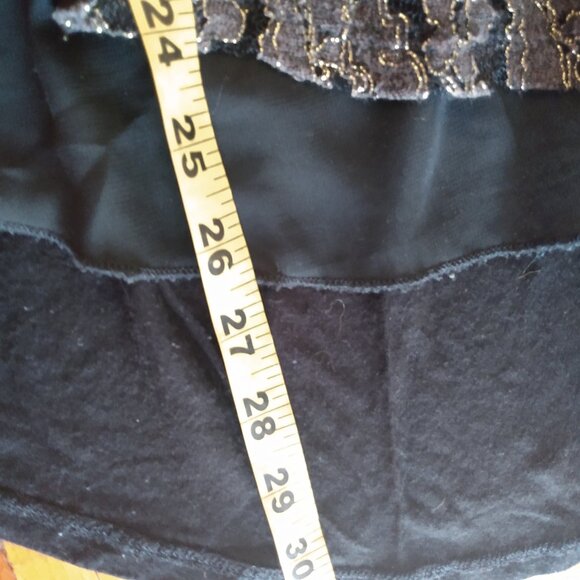 Maurices Plus Size 2 Black Zip V Neck Metallic Lace 3/4 Sleeve StretchTop - Picture 11 of 11